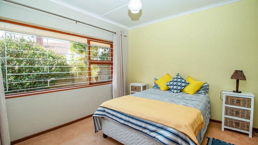 4 Bedroom Property for Sale in Hartenbos Central Western Cape